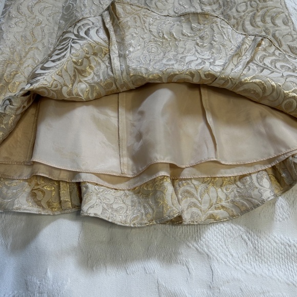 VTG Jones New York Women’s Size 8P 2 Piece Skirt Set Silk & Metallic Old Money - Picture 11 of 15